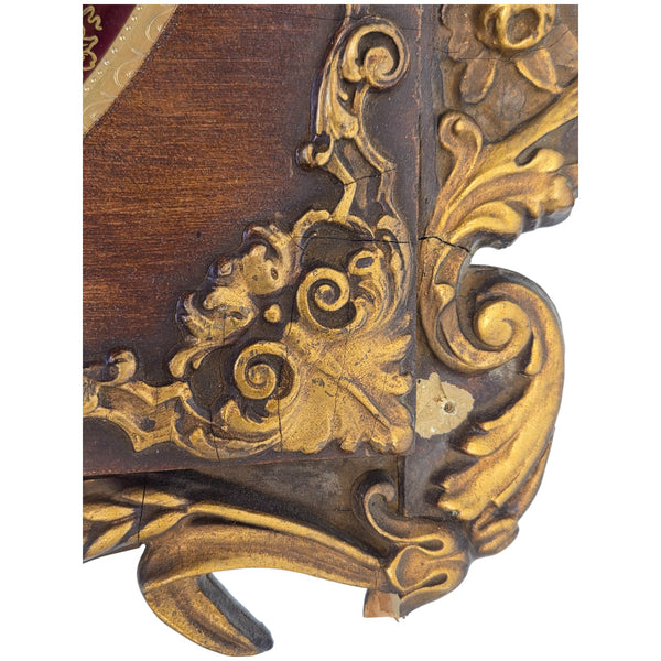 ROYAL VIENNA AMOROSA PORTRAIT PLATE IN CARVED WOOD FRAME