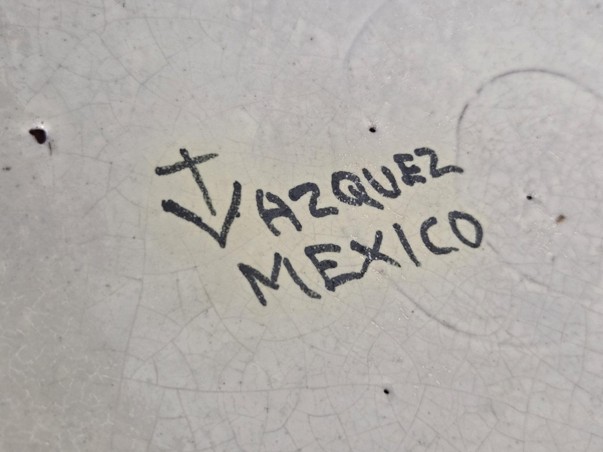 A Pair of Lg Artist Signed Hand Painted Talavera Lidded Ginger Jars