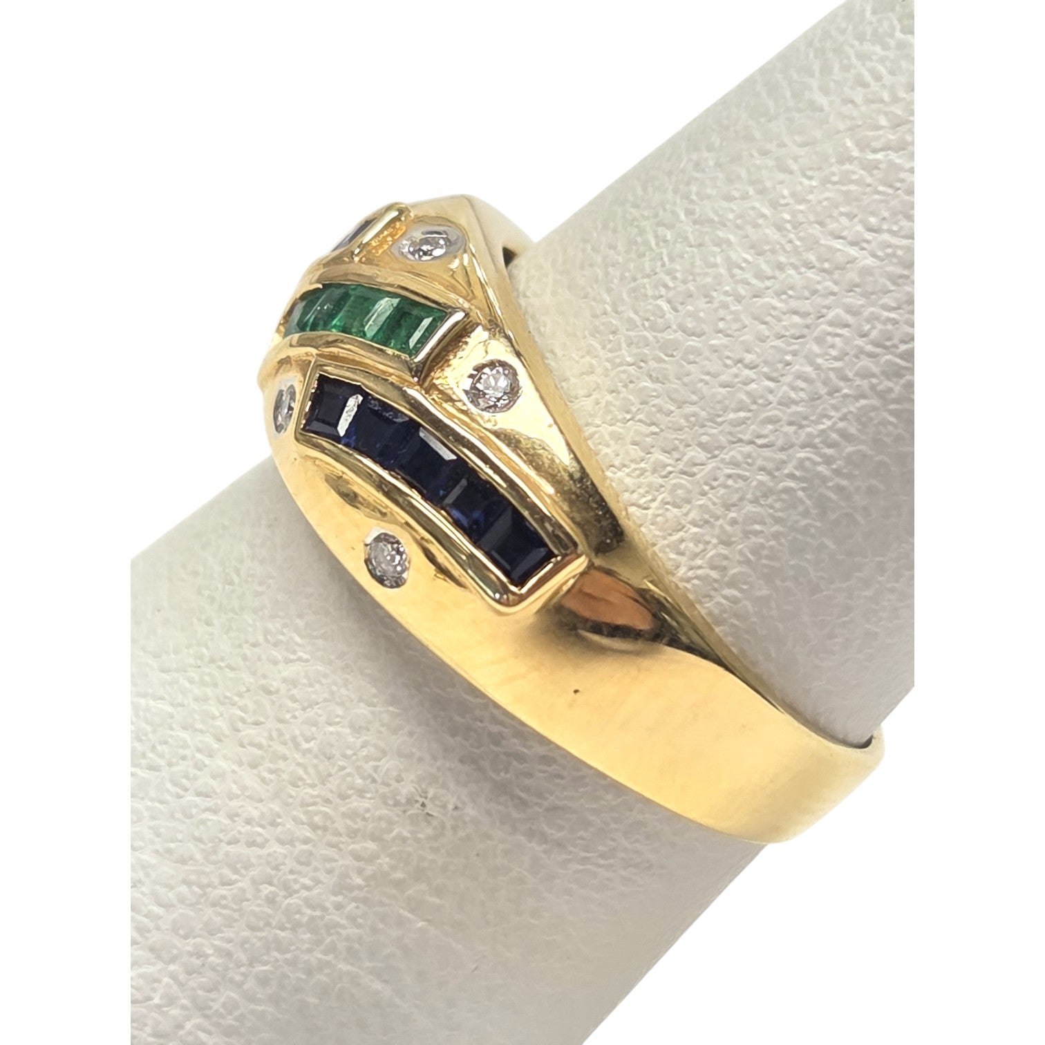 14kt YELLOW GOLD DIAMOND, SAPPHIRE, EMERALD RING