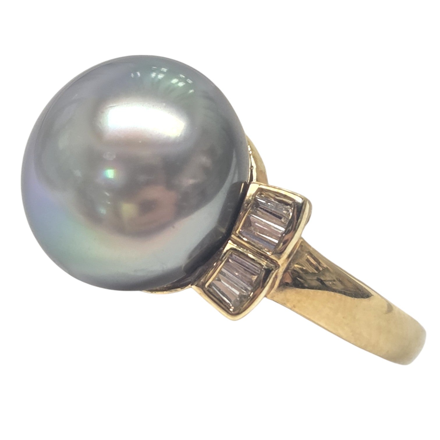 GREY FRESHWATER PEARL RING W/ BAGETTE DIAMONDS