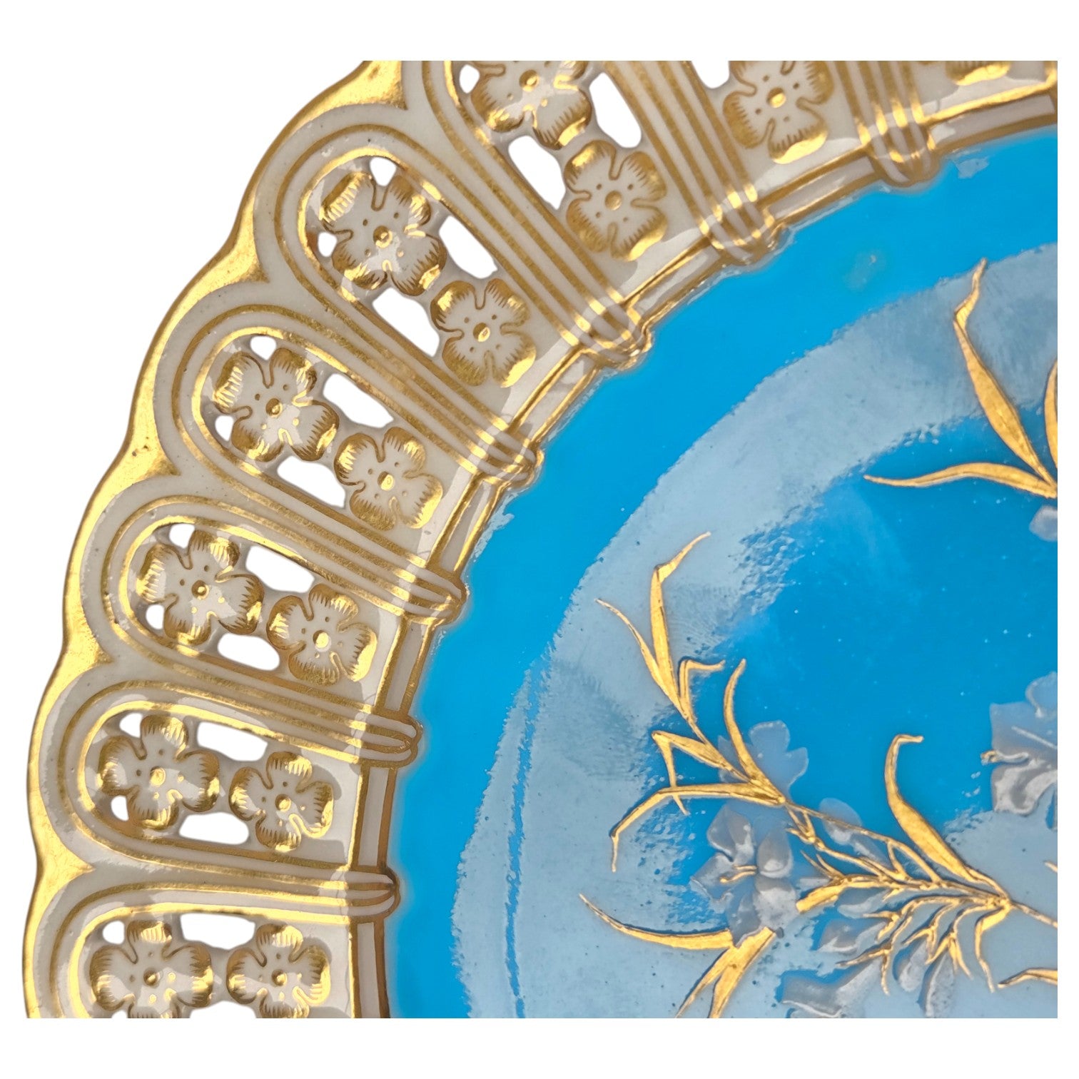 MINTON RETICULATED BLUE "PATE SUR PATE" PLATE