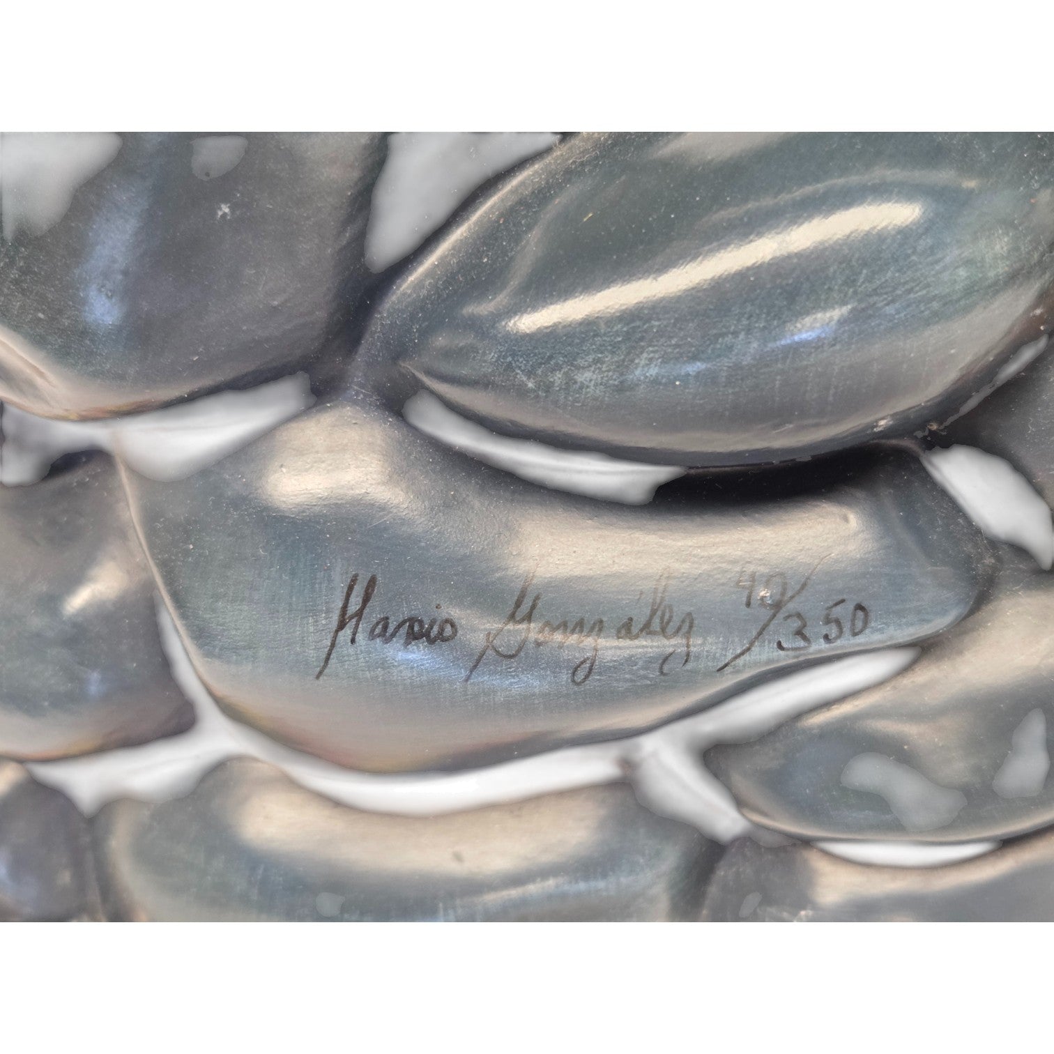 SIGNED LRG MARIO GONZALEZ LTD ED IGQUANA SCULPTURE