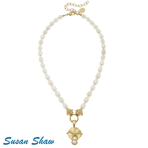 Handcast Gold Starfish Intaglio w/ Hand Set Genuine Freshwater Pearl on Freshwater Pearl Necklace